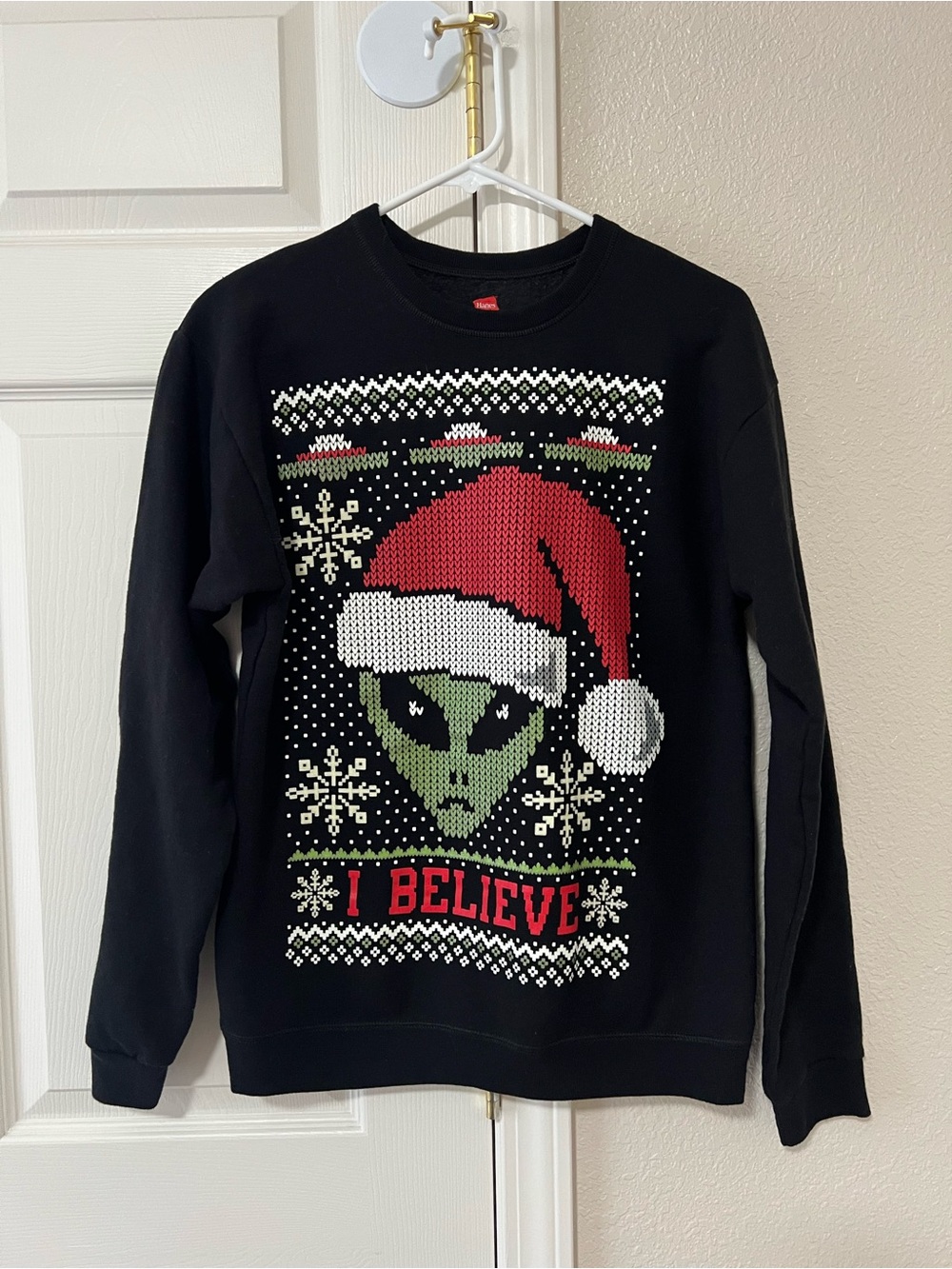 Hanes Alien Christmas Ugly Sweater Graphic Sweatshirt Black Small